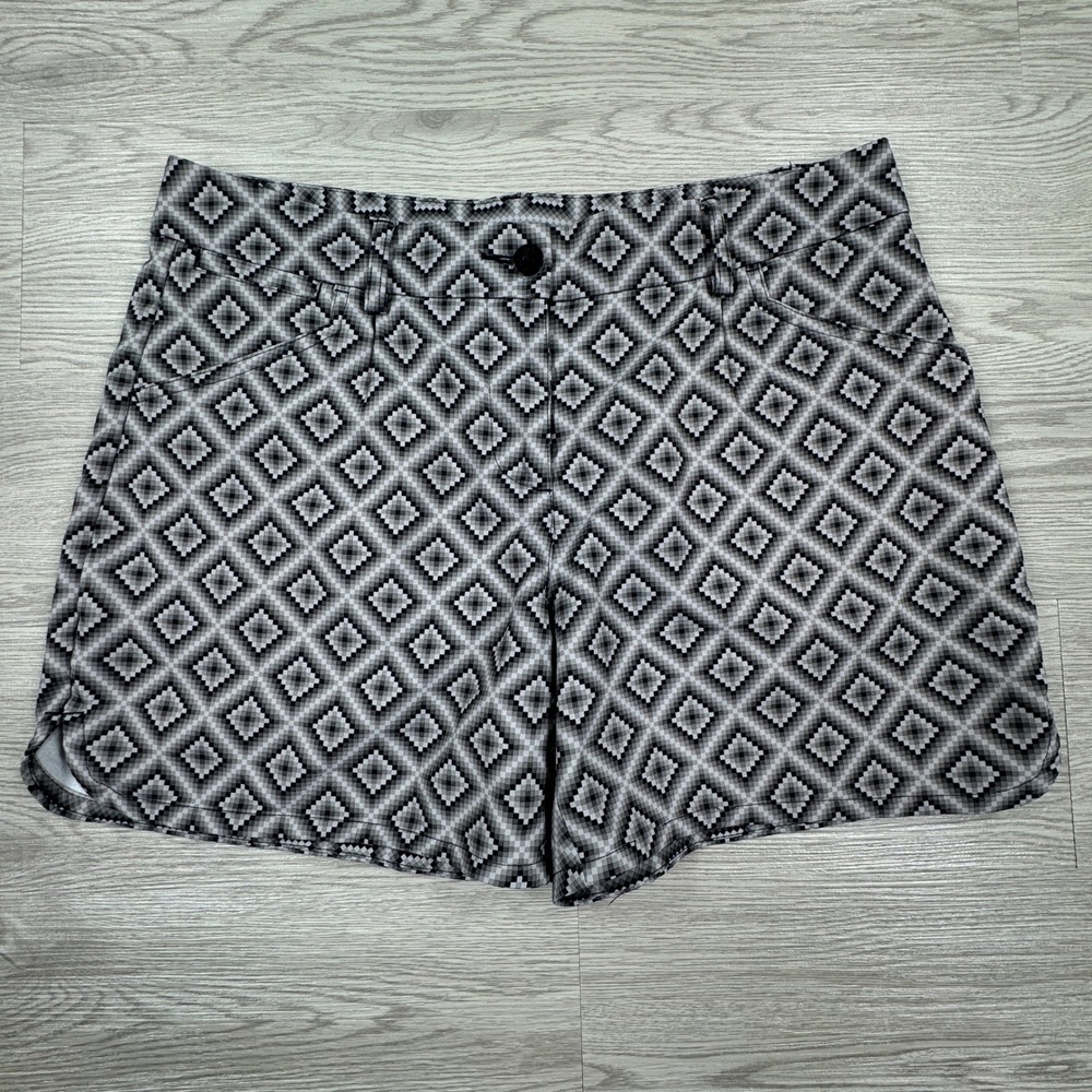 Puma Women's Golf Shorts Geometric Diamond Print Grey Size 10 Stretch Athletic